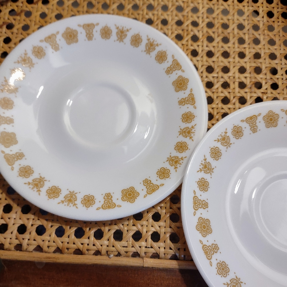 Vintage Corelle Butterfly Gold Saucers - Picture 2 of 9